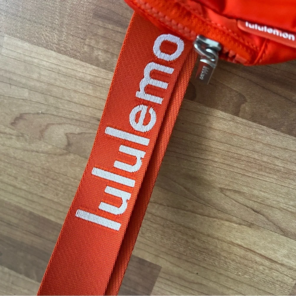 Lululemon everywhere belt bag solar/orange - Picture 2 of 5